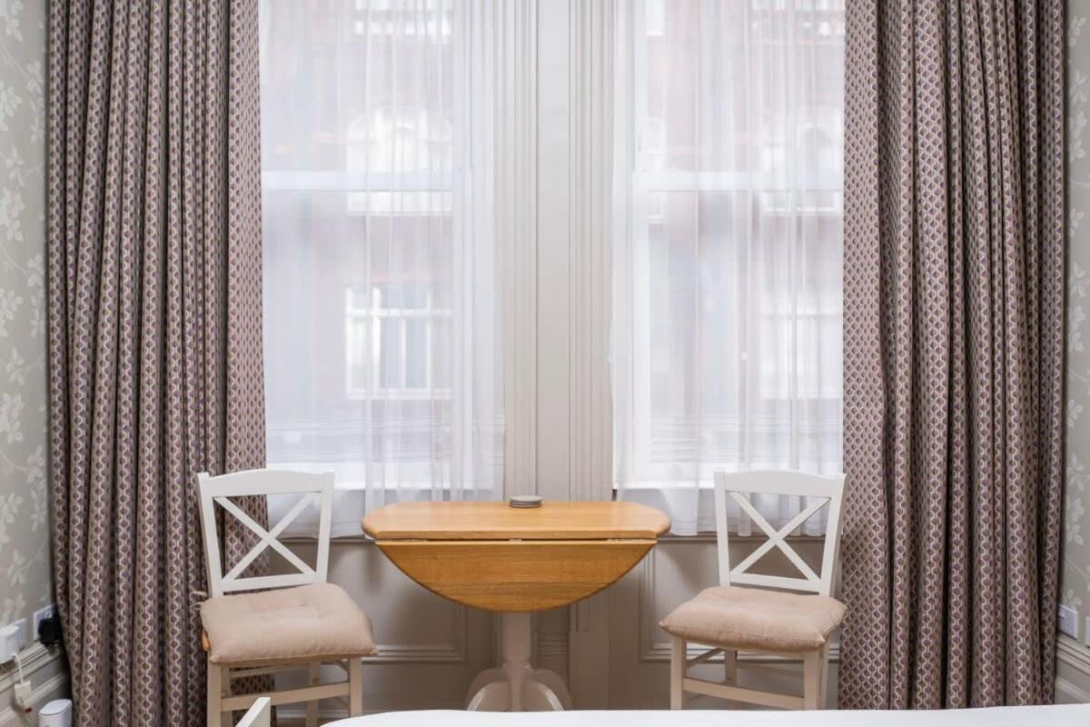 Charming Chelsea Studio Your Cozy Urban Retreat Лондон Экстерьер фото